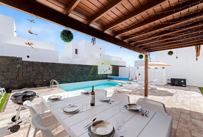 Image No.18-3 Bed Villa for sale