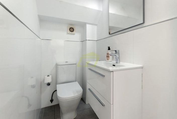 Image No.9-3 Bed Villa for sale