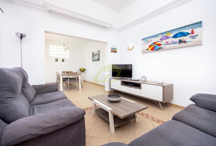 Image No.3-3 Bed Villa for sale