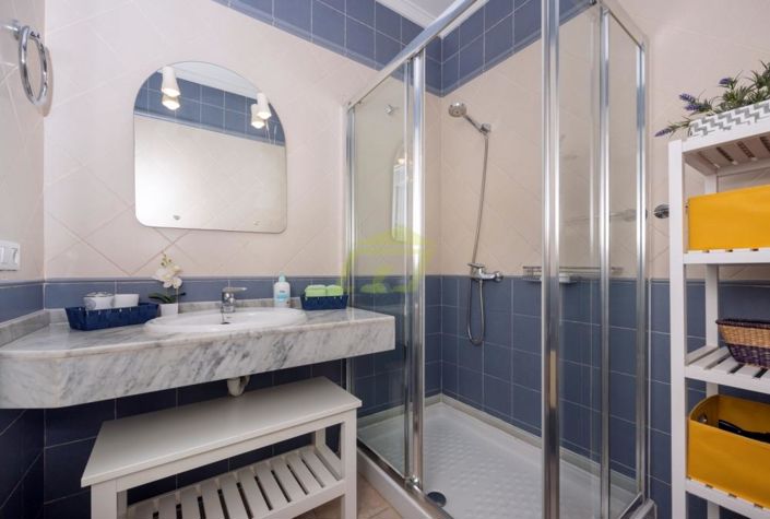 Image No.8-3 Bed Villa for sale