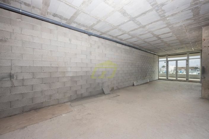 Image No.4-Commercial for sale