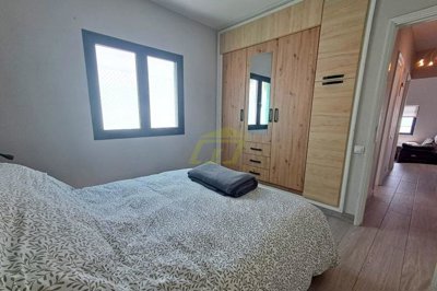 Immaculate fully renovated bungalow in excellent location