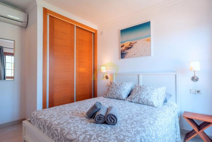 Image No.12-5 Bed Villa for sale