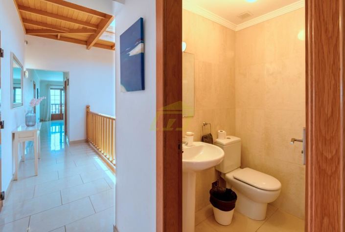 Image No.15-5 Bed Villa for sale