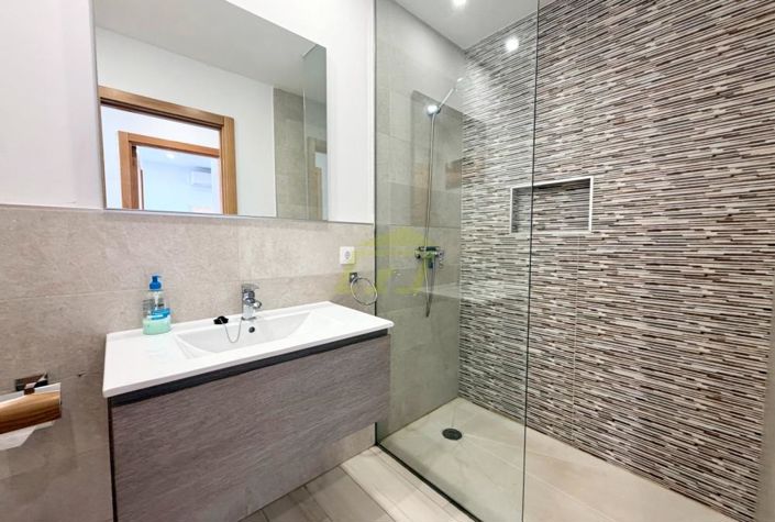 Image No.12-3 Bed Villa for sale