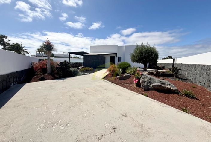 Image No.21-3 Bed Villa for sale