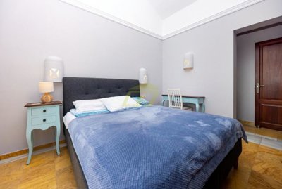 Immaculate fully detached 2 bedroom villa with heated pool in Playa Blanca