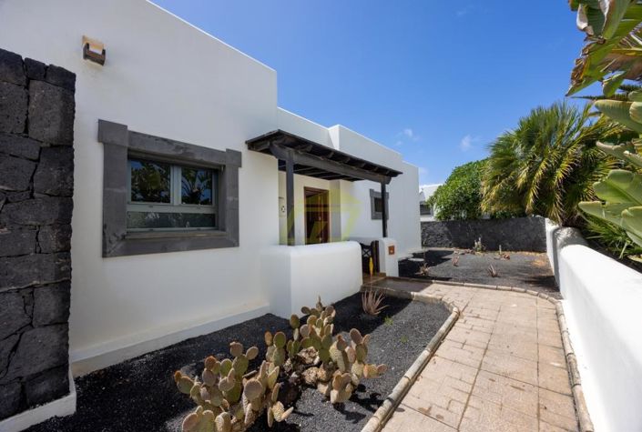 Image No.21-2 Bed Villa for sale