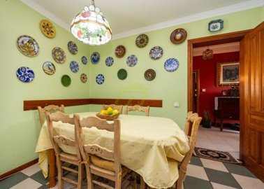 Luxury 5 bed villa with external apartment and private pool in El Cable