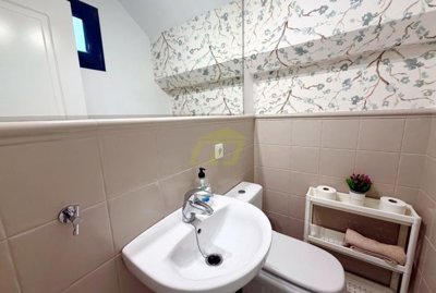 Fantastic 4 bedroom villa with sea views in Playa Blanca