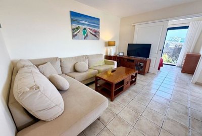 Fantastic 4 bedroom villa with sea views in Playa Blanca