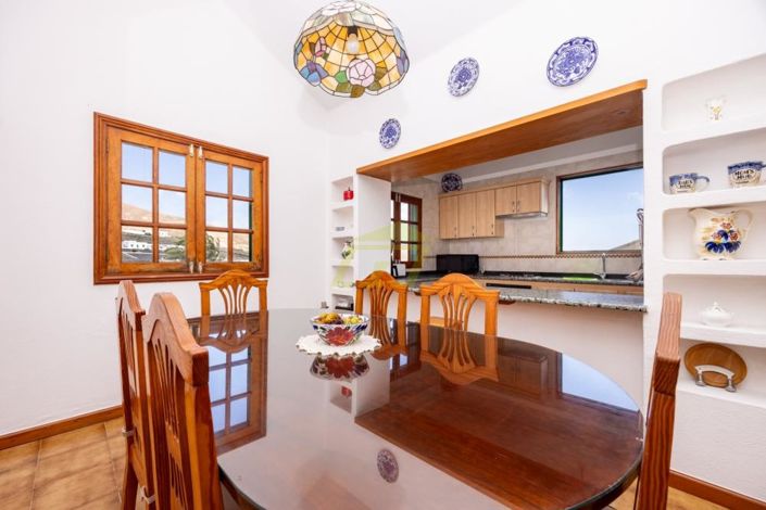 Image No.3-Villa de 4 chambres à vendre à Femes