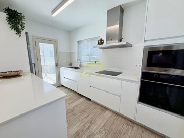 Fantastic 3 bedroom villa with mountain views in Playa Blanca