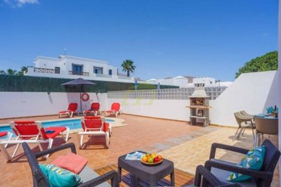 Peaceful Coastal Living Close to Marina Rubicón