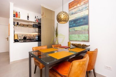 Stunning renovated 2 bedroom apartment with sea views in Puerto del Carmen