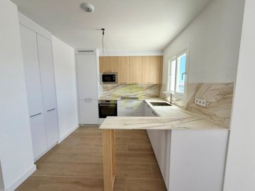 Stunning New Build Villa on a Corner Plot with communal pool in Playa Blanca