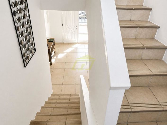 Image No.12-Villa de 4 chambres à vendre à Puerto Calero