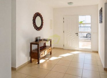 Elegant Two-Storey Villa with Master Suite Terrace and Private Heated Pool in Puerto Calero