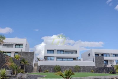 Exclusive coastal villa with stunning views and outdoor lifestyle