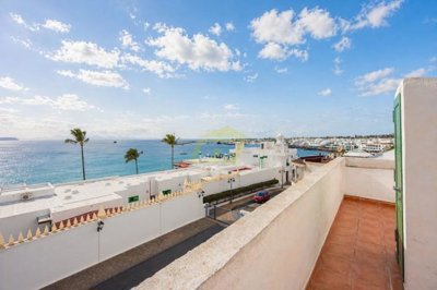 Prime location duplex with rooftop in Playa Blanca for sale