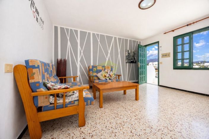Image No.2-4 Bed Villa for sale