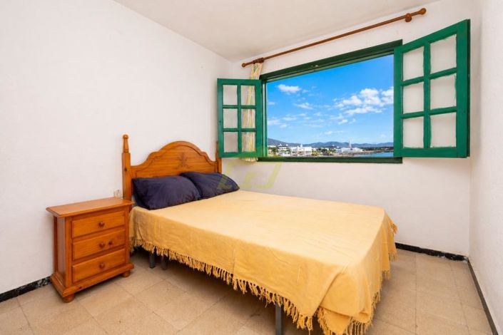 Image No.3-4 Bed Villa for sale