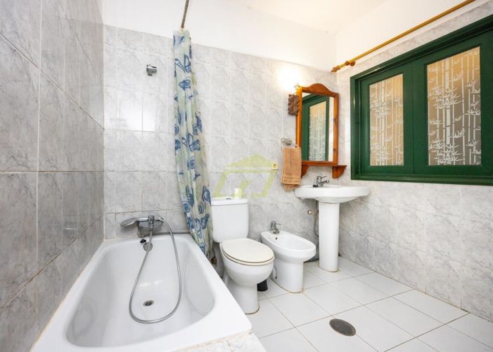 Image No.6-4 Bed Villa for sale