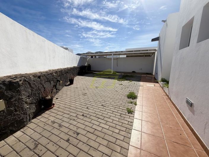 Image No.17-3 Bed Villa for sale