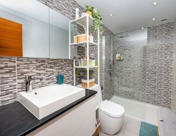 Spacious 4-Bedroom Corner Villa within walking distance to Marina Rubicón