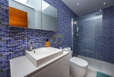 Spacious 4-Bedroom Corner Villa within walking distance to Marina Rubicón