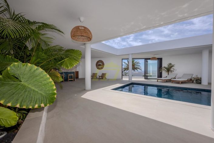 Image No.18-3 Bed Villa for sale