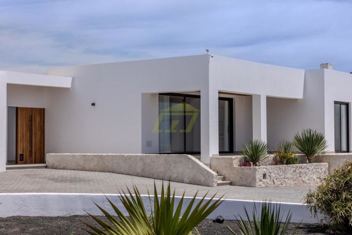Image No.24-3 Bed Villa for sale
