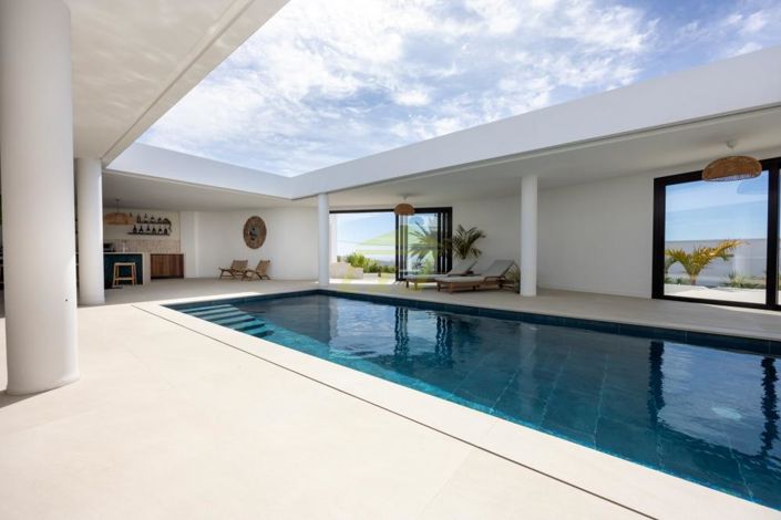 Image No.8-3 Bed Villa for sale