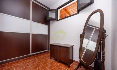 2 bedroom, 2 bathroom rustic finca with amazing views near Arrieta