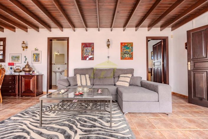 Image No.4-Villa de 4 chambres à vendre à Playa Blanca