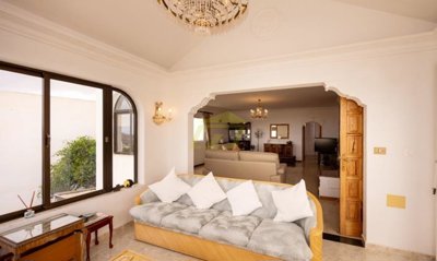Stunning hillside detached villa with panoramic mountain & sea views in Nazaret
