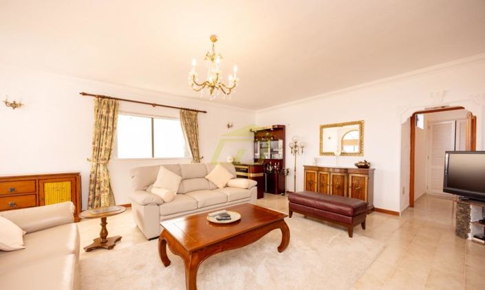 Image No.12-4 Bed Villa for sale