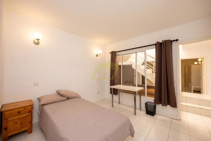 Image No.18-2 Bed Villa for sale