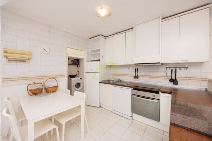 Image No.4-2 Bed Villa for sale
