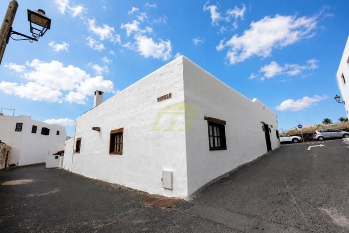 Image No.21-3 Bed Bungalow for sale