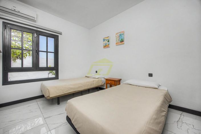 Image No.11-3 Bed Villa for sale