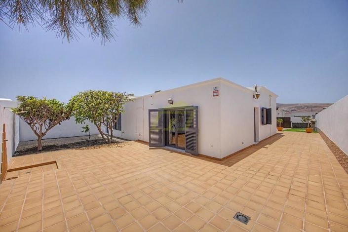 Image No.29-3 Bed Villa for sale