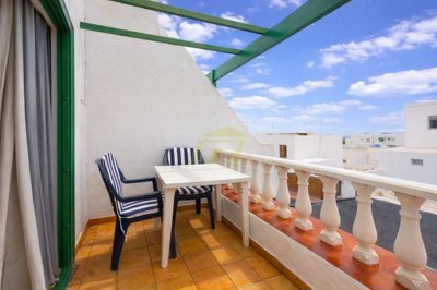 South-facing property in the heart of Puerto del Carmen just minutes from Playa Grande