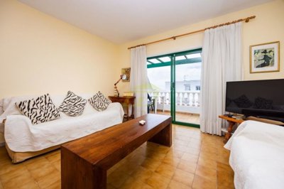 South-facing property in the heart of Puerto del Carmen just minutes from Playa Grande