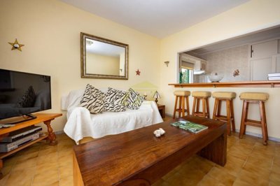 South-facing property in the heart of Puerto del Carmen just minutes from Playa Grande