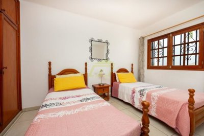 Ground floor 2 Bedroom apartment in Puerto del Carmen