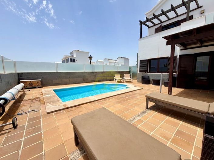 Image No.15-2 Bed Villa for sale