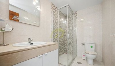 3 bed, 3 bath duplex with communual pool in Costa Teguise