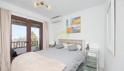 3 bed, 3 bath duplex with communual pool in Costa Teguise