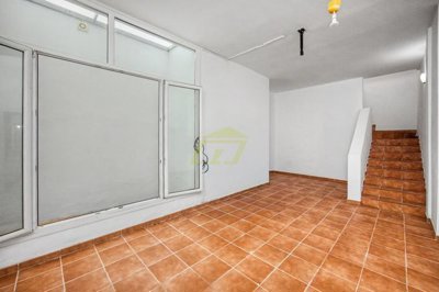 Fantastic 5 bedroom South Facing Villa in Playa Blanca